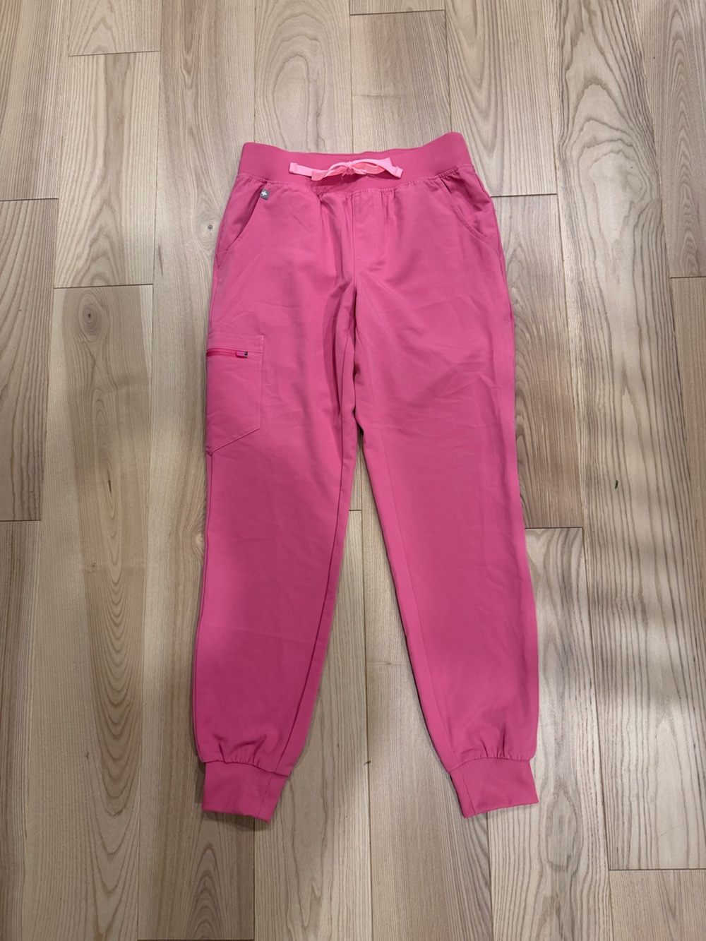 NWT FIGS Yola Skinny Scrub Pants XS Regular Pink Jogger Medical Uniform